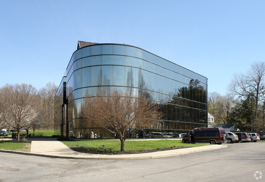 103 Executive Dr, New Windsor Township, NY à louer - Photo du bâtiment - Image 3 de 9