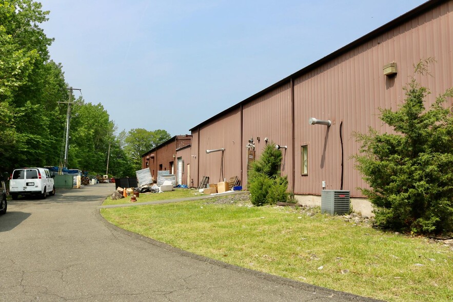 380 NY-210, Stony Point, NY for lease - Primary Photo - Image 1 of 3