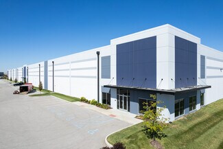 Plus de détails pour 3817-3845 Millstone Pky, Saint Charles, MO - Industriel à louer
