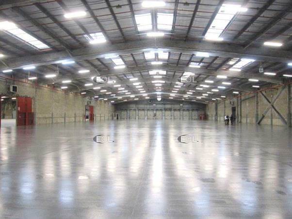 Industrial in Compans for lease - Interior Photo - Image 3 of 9