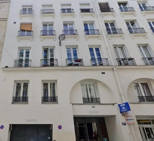 5 Bis Rue Marguerite De Rochechouart, Paris à louer - Photo du bâtiment - Image 1 de 1