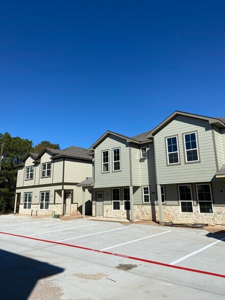 23431 McSpadon Rd, Porter, TX à vendre - Photo du bâtiment - Image 2 de 10