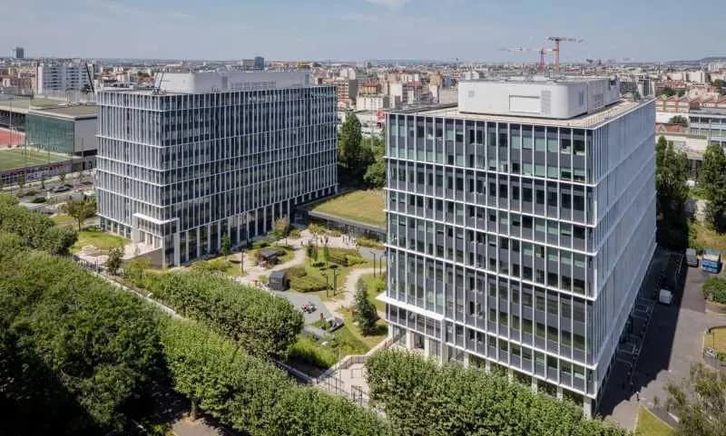 11 Avenue Dubonnet, Courbevoie à louer - Photo du bâtiment - Image 1 de 24