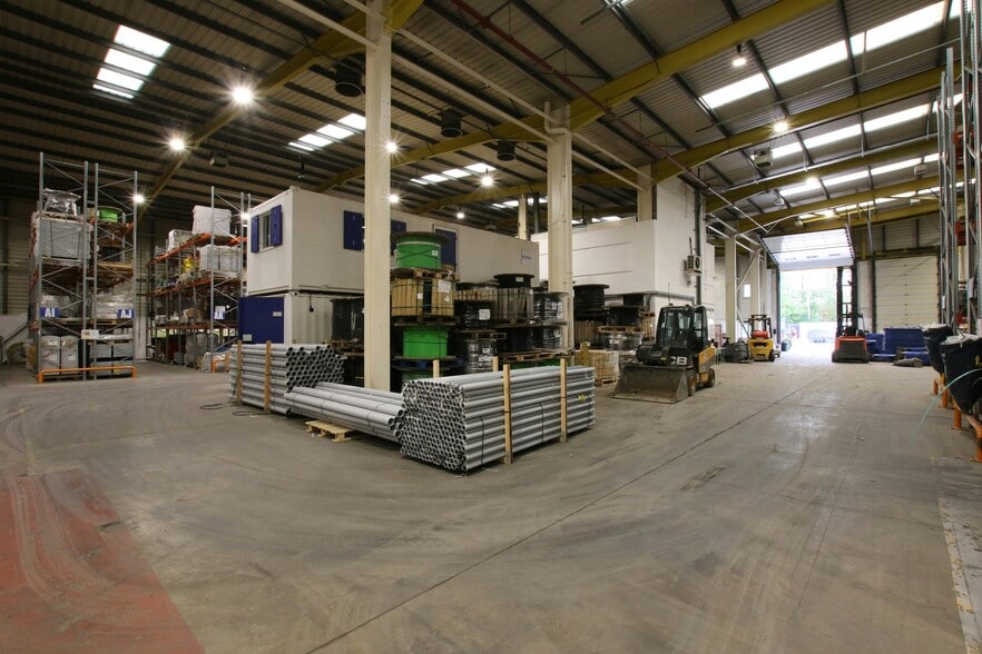 620 Europa Blvd, Warrington for lease - Interior Photo - Image 3 of 12