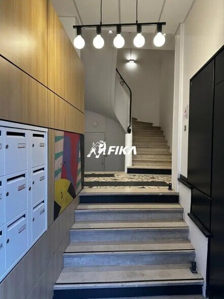 Bureau dans Toulouse à louer - Hall d’entrée - Image 3 de 8