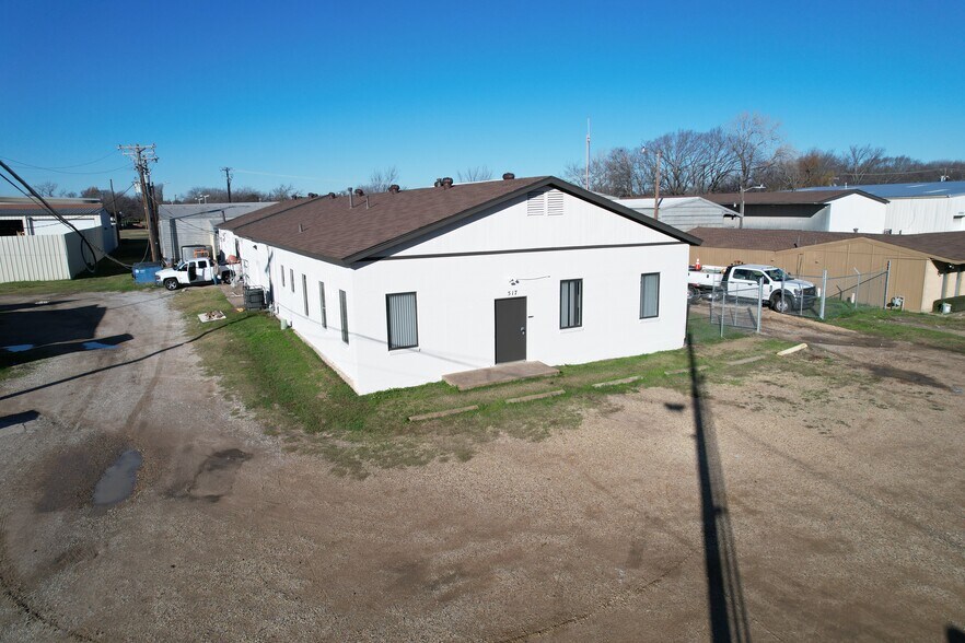 517 N 5th St, Garland, TX for lease - Building Photo - Image 1 of 6