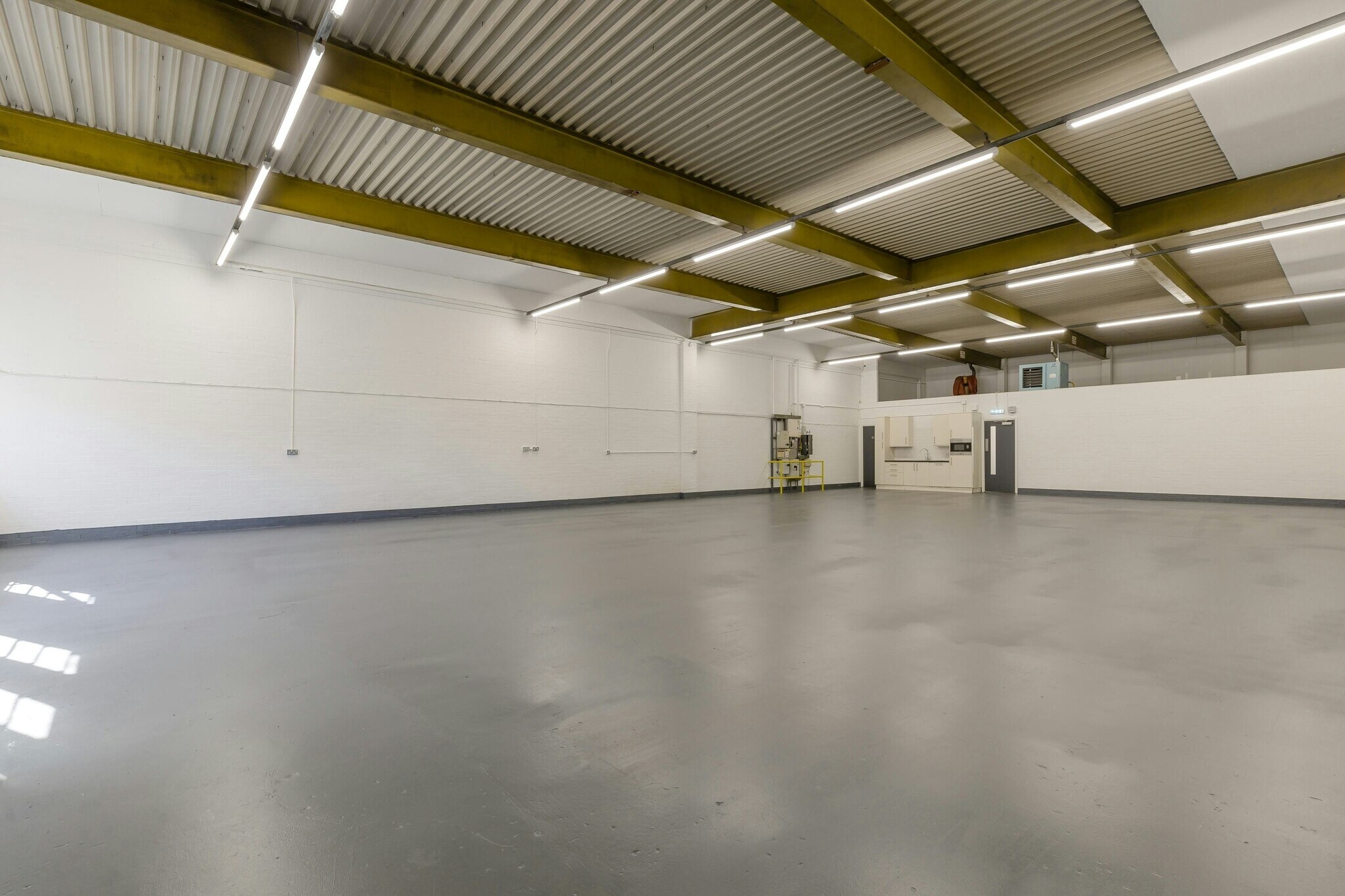 Maxwell Rd, Peterborough for lease Interior Photo- Image 1 of 2