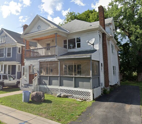 1864 Bellevue Ave, Syracuse, NY à vendre - Photo principale - Image 1 de 1