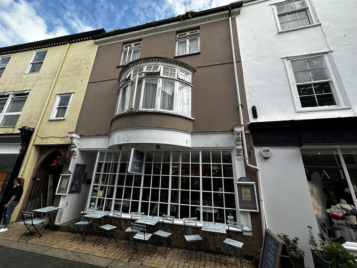 8 Foss St, Dartmouth à vendre Photo principale- Image 1 de 1