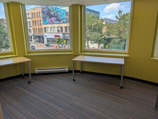 Plus de détails pour 554 Massachusetts Ave, Cambridge, MA - Bureau à louer