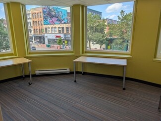 Plus de détails pour 554 Massachusetts Ave, Cambridge, MA - Bureau à louer