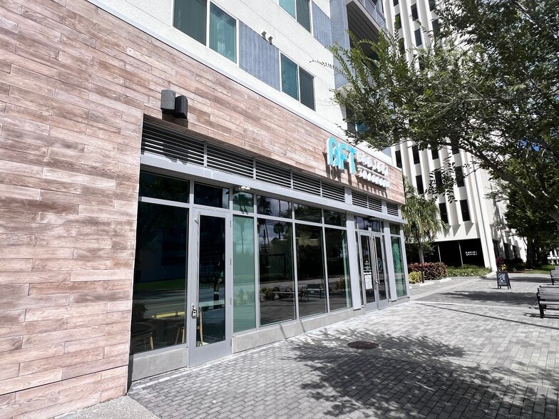 103 W Tyler St, Tampa, FL for lease - Building Photo - Image 2 of 6