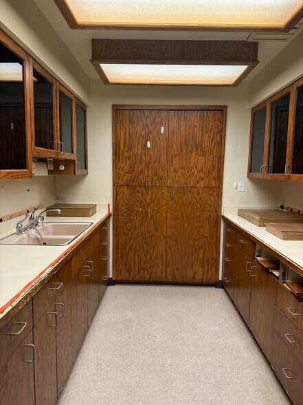 100 Horseshoe Lane, Weaverville, CA à louer - Photo du bâtiment - Image 3 de 24