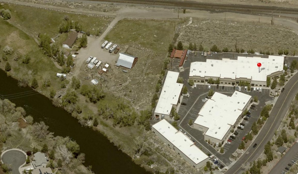 8521-8543 White Fir St, Reno, NV for lease - Building Photo - Image 3 of 4