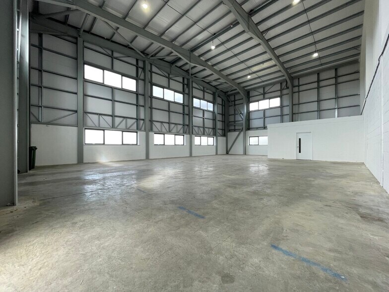 A4 Waterbrook Park Waterbrook Av, Ashford à louer - Photo du bâtiment - Image 3 de 11