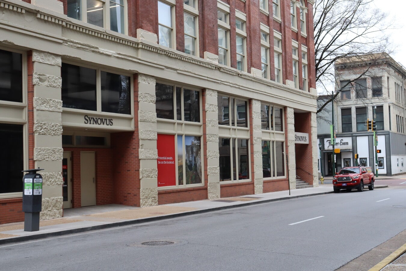 800 Market St, Chattanooga, TN 37402 - Unité C-1 -  - Photo intérieure - Image 1 of 21