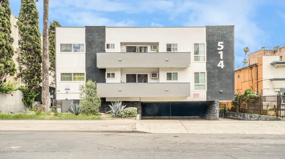 514 S Mariposa Ave, Los Angeles, CA for sale - Building Photo - Image 3 of 16