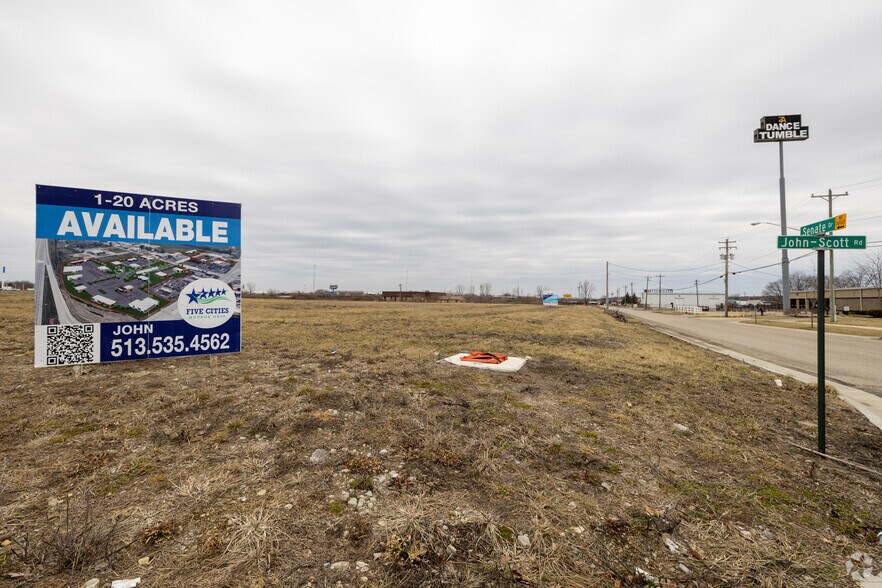 1250 Hamilton Lebanon Rd E, Monroe, OH for sale - Primary Photo - Image 1 of 21