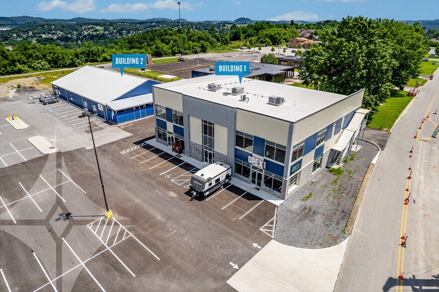 152 Thompson Dr, Bridgeport, WV à louer - Photo du bâtiment - Image 1 de 24