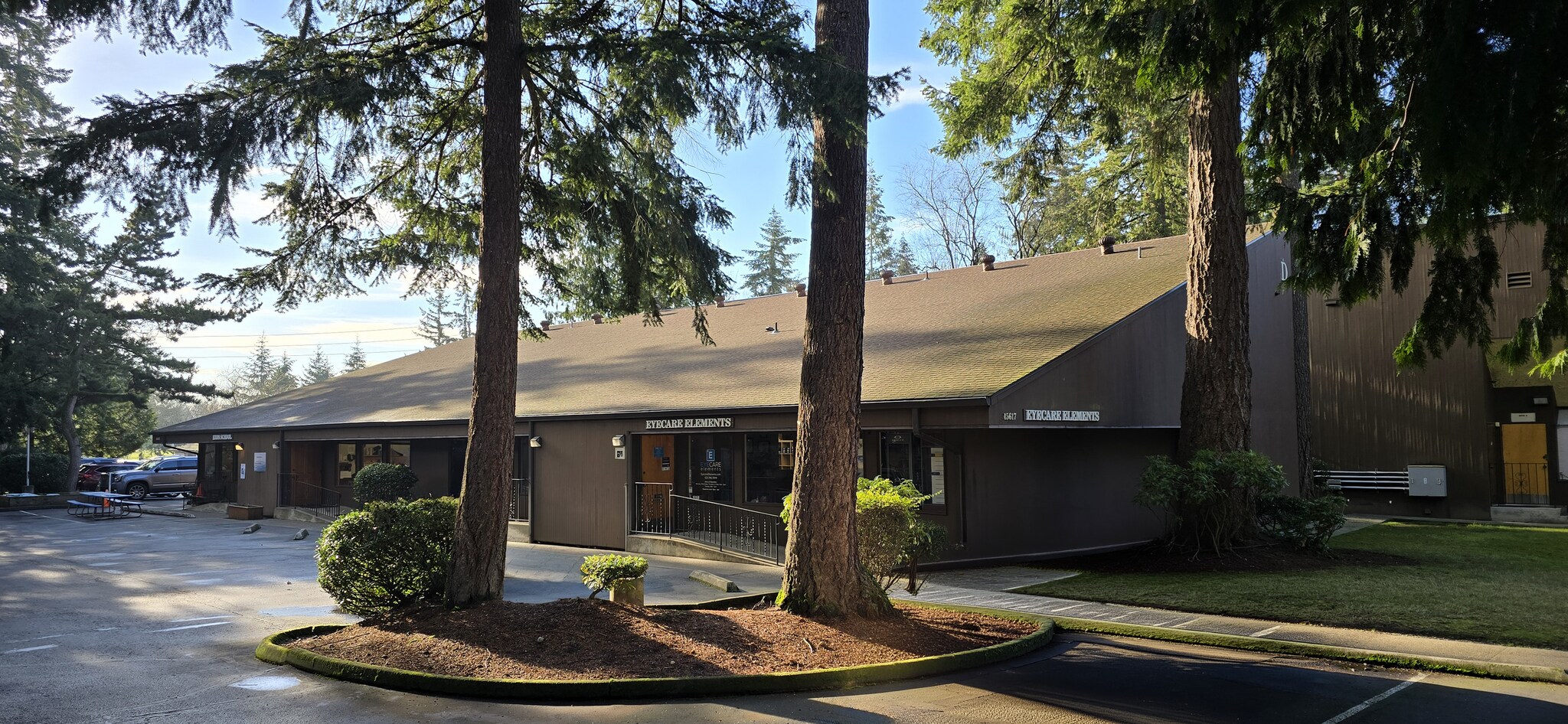 15611 NE Bel Red Rd, Bellevue, WA for lease Primary Photo- Image 1 of 4