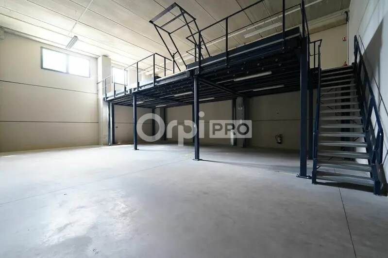 287 Rue Barthelemy Thimonnier, Brignais à louer - Photo du bâtiment - Image 2 de 12