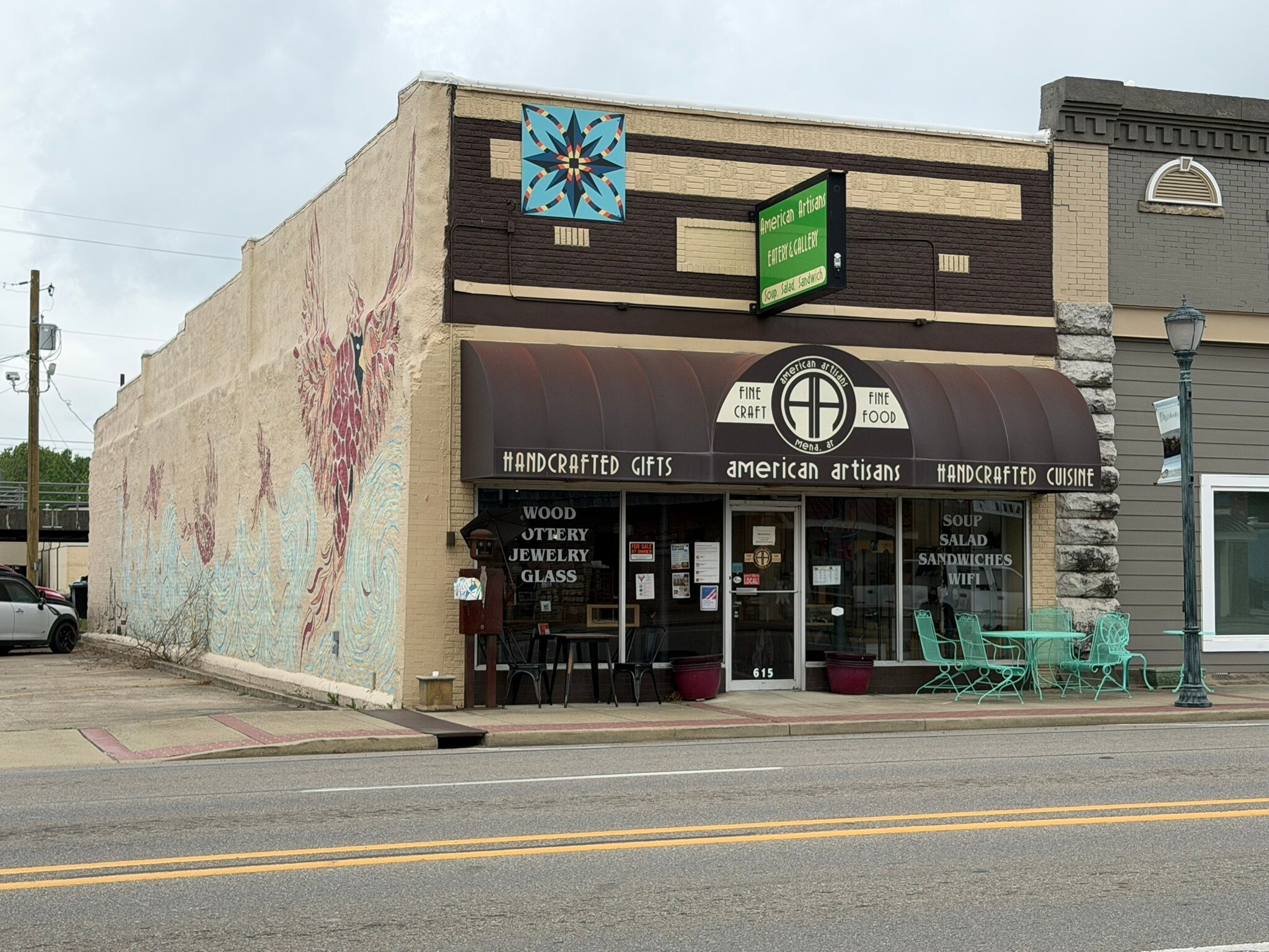 615 Mena St, Mena, AR for sale Primary Photo- Image 1 of 49