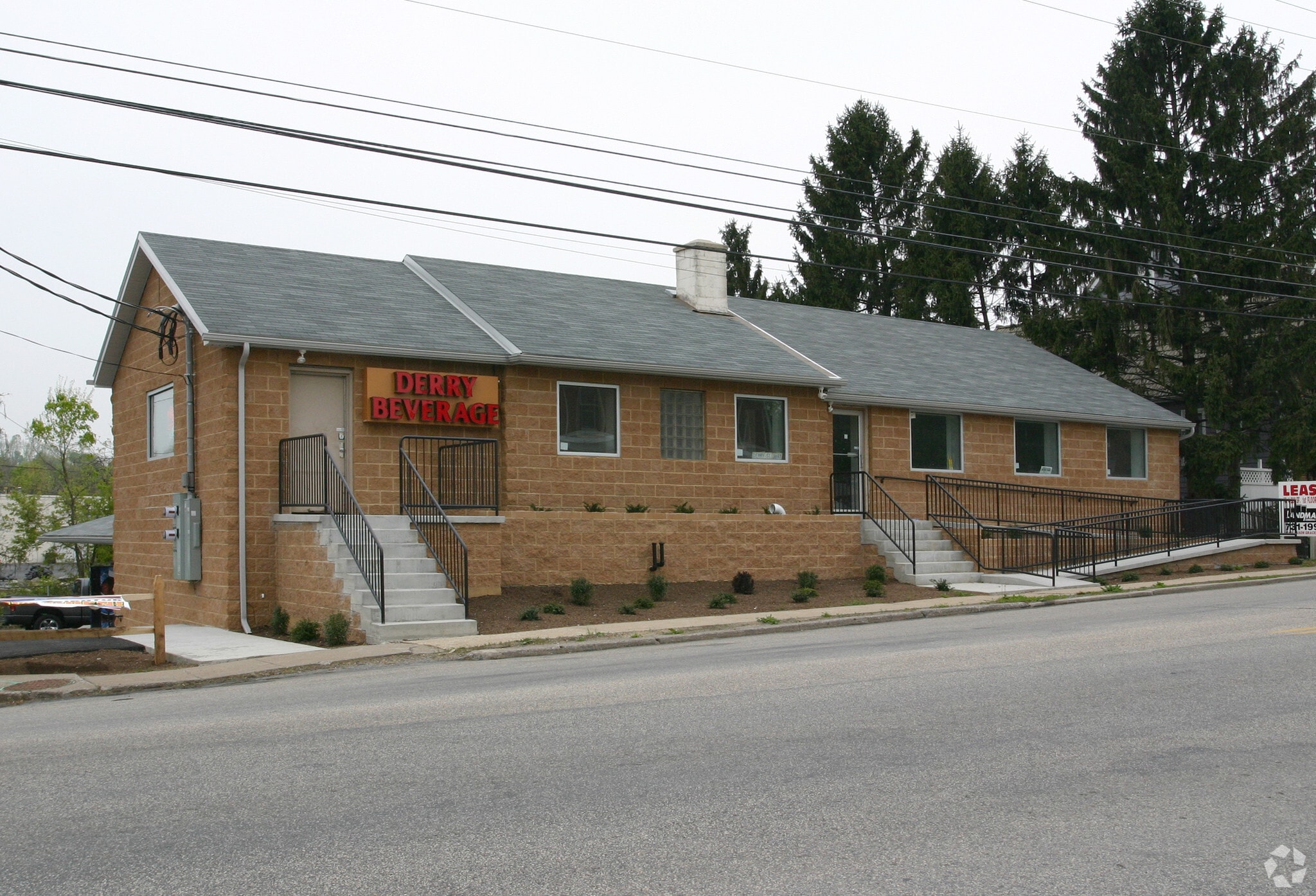 3697 Derry St, Harrisburg, PA for lease Primary Photo- Image 1 of 4
