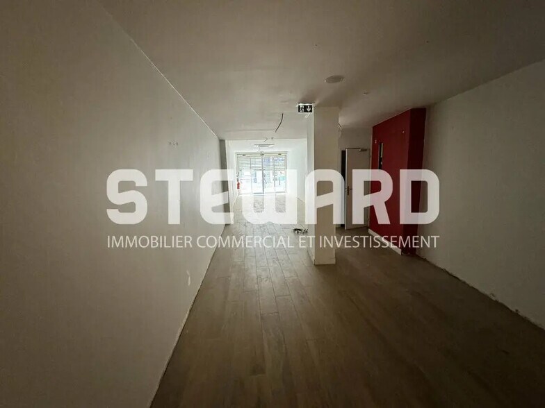 Commerce de détail dans Lille à louer - Photo intérieure - Image 3 de 15