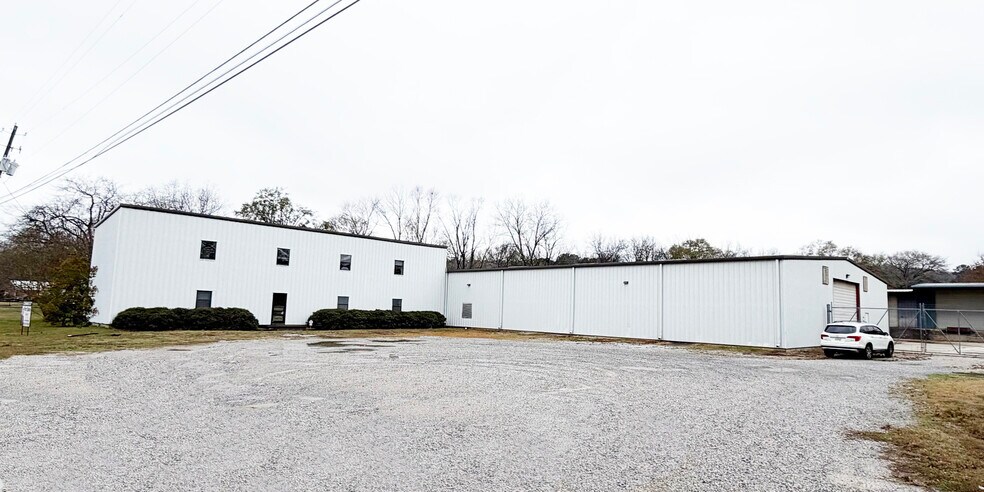 1207 Butler St, Oxford, AL à louer - Photo du bâtiment - Image 2 de 24