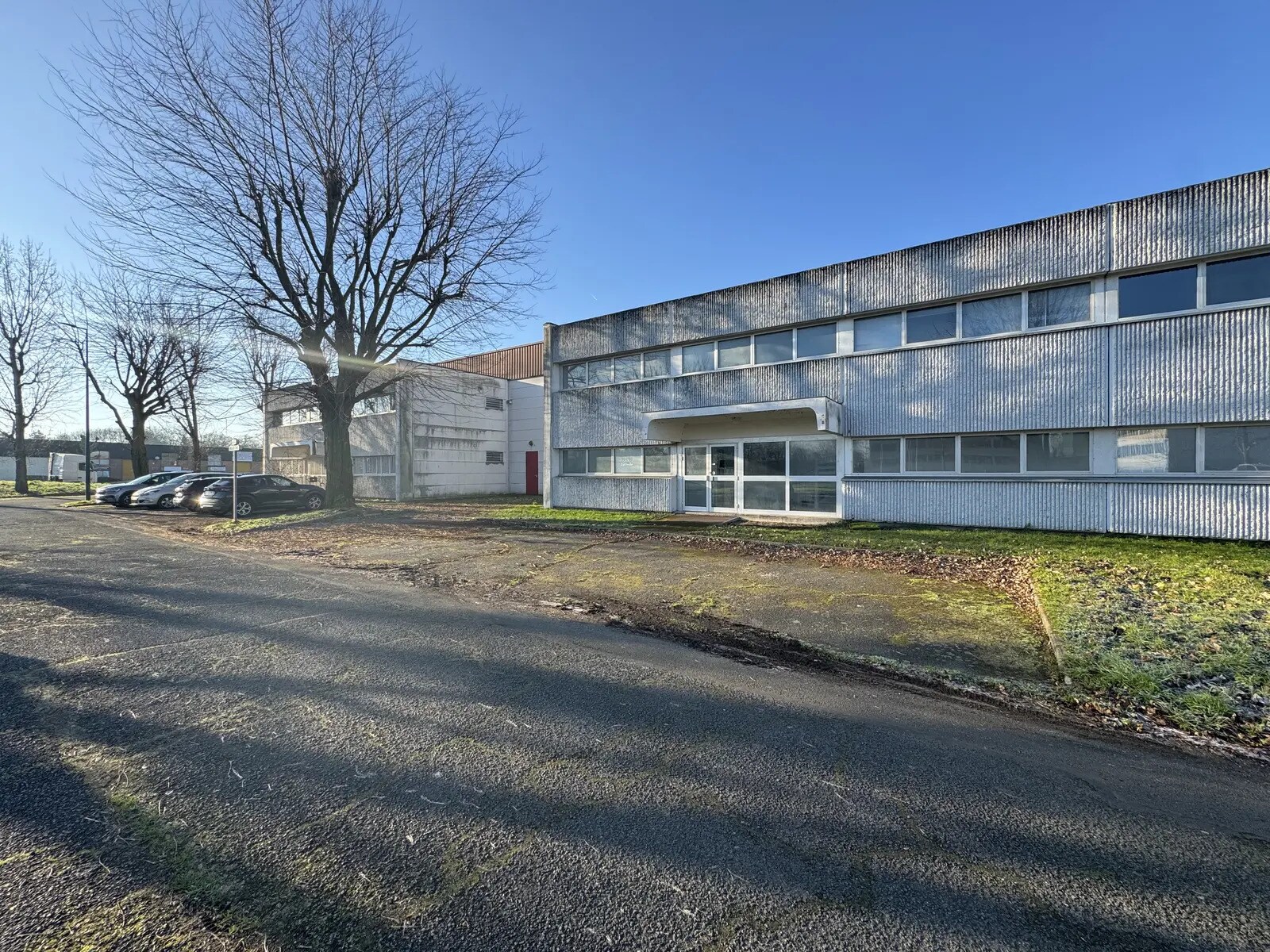 Flex in SAINT-OUEN-L'AUMONE for lease Building Photo- Image 1 of 11