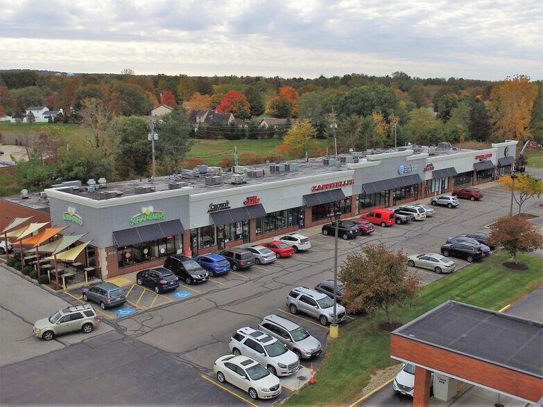 9570 Mentor Ave, Mentor, OH à louer - Photo principale - Image 1 de 2