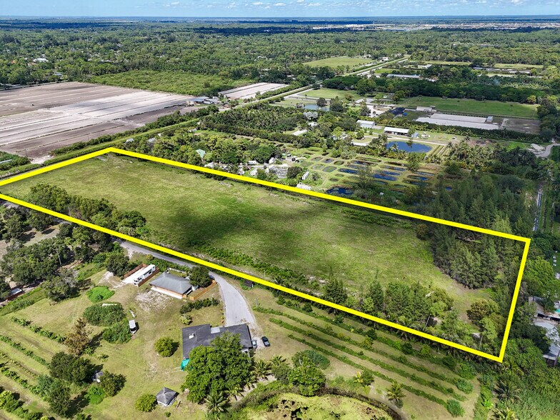 2374 A Rd, Loxahatchee Groves, FL à vendre - Photo du bâtiment - Image 2 de 11