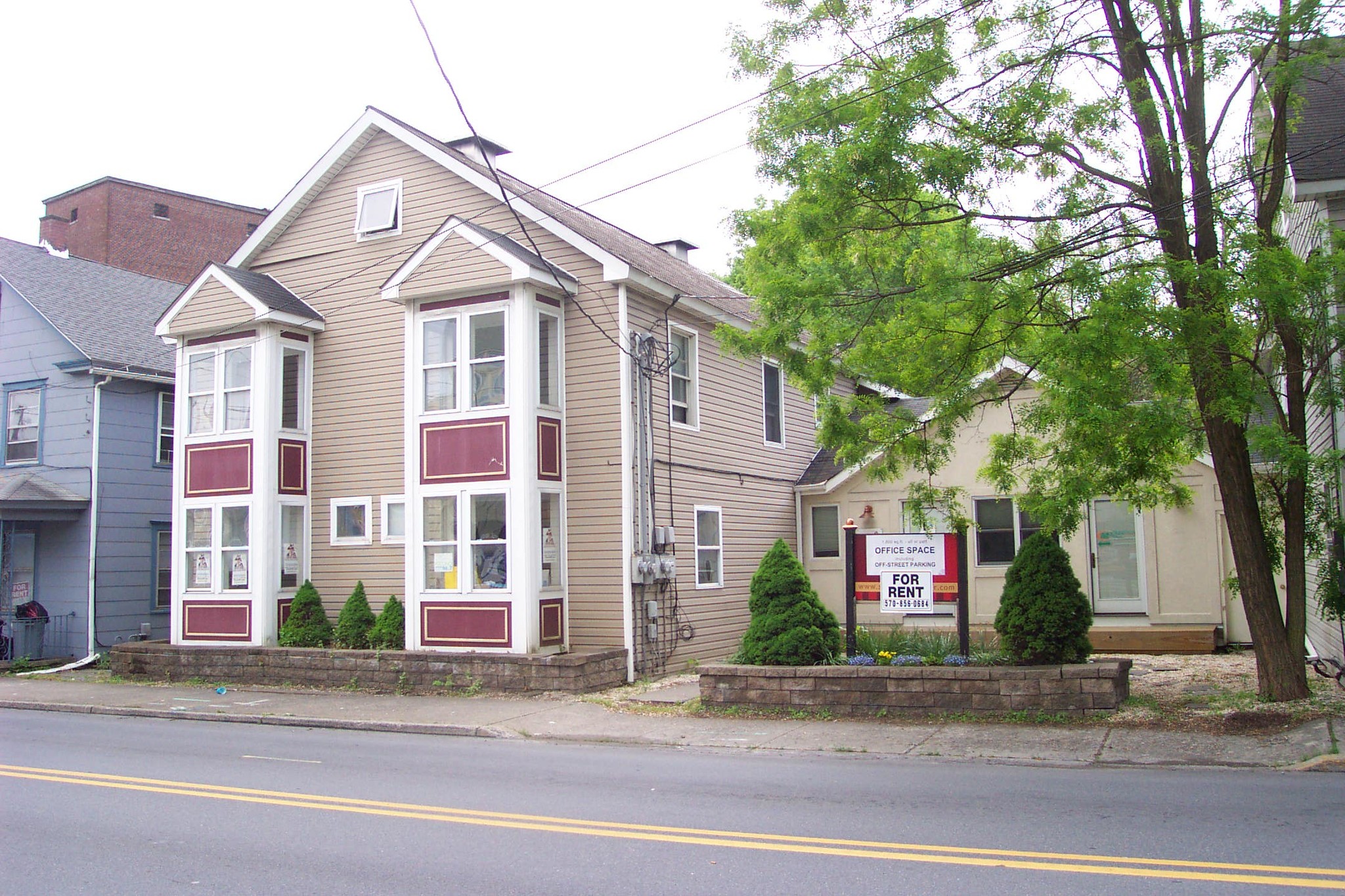 23 N 5th St, Stroudsburg, PA à vendre Photo du bâtiment- Image 1 de 1