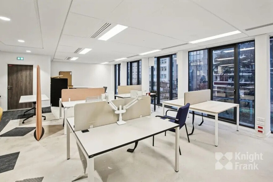 40 Rue Anatole France, Levallois-Perret for lease - Building Photo - Image 2 of 13