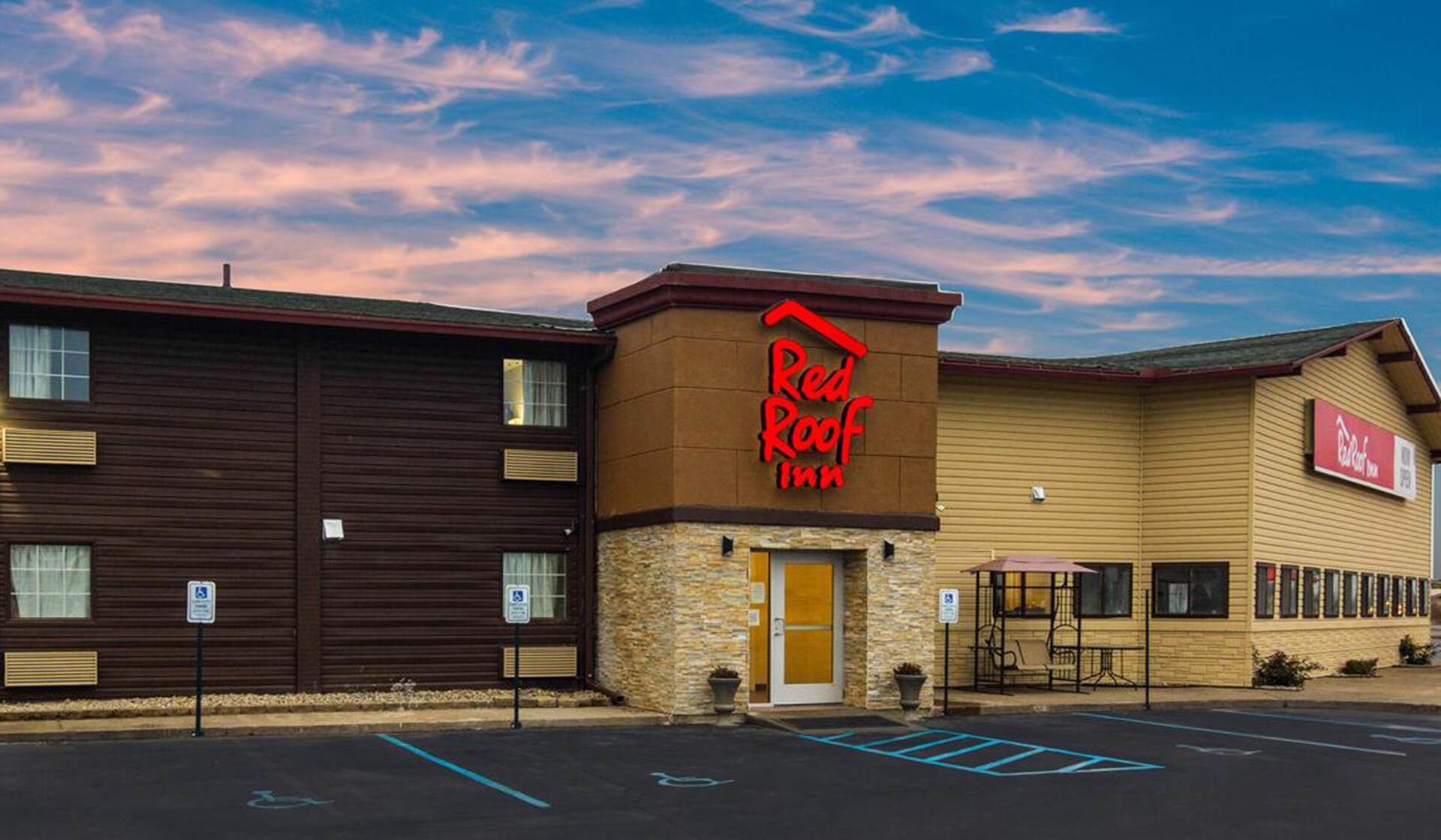 3555 Hanley Rd, Perrysburg, OH à vendre Photo principale- Image 1 de 1