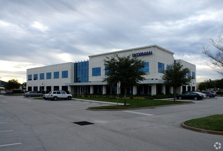 6000 Metrowest Blvd, Orlando, FL for lease - Building Photo - Image 2 of 13