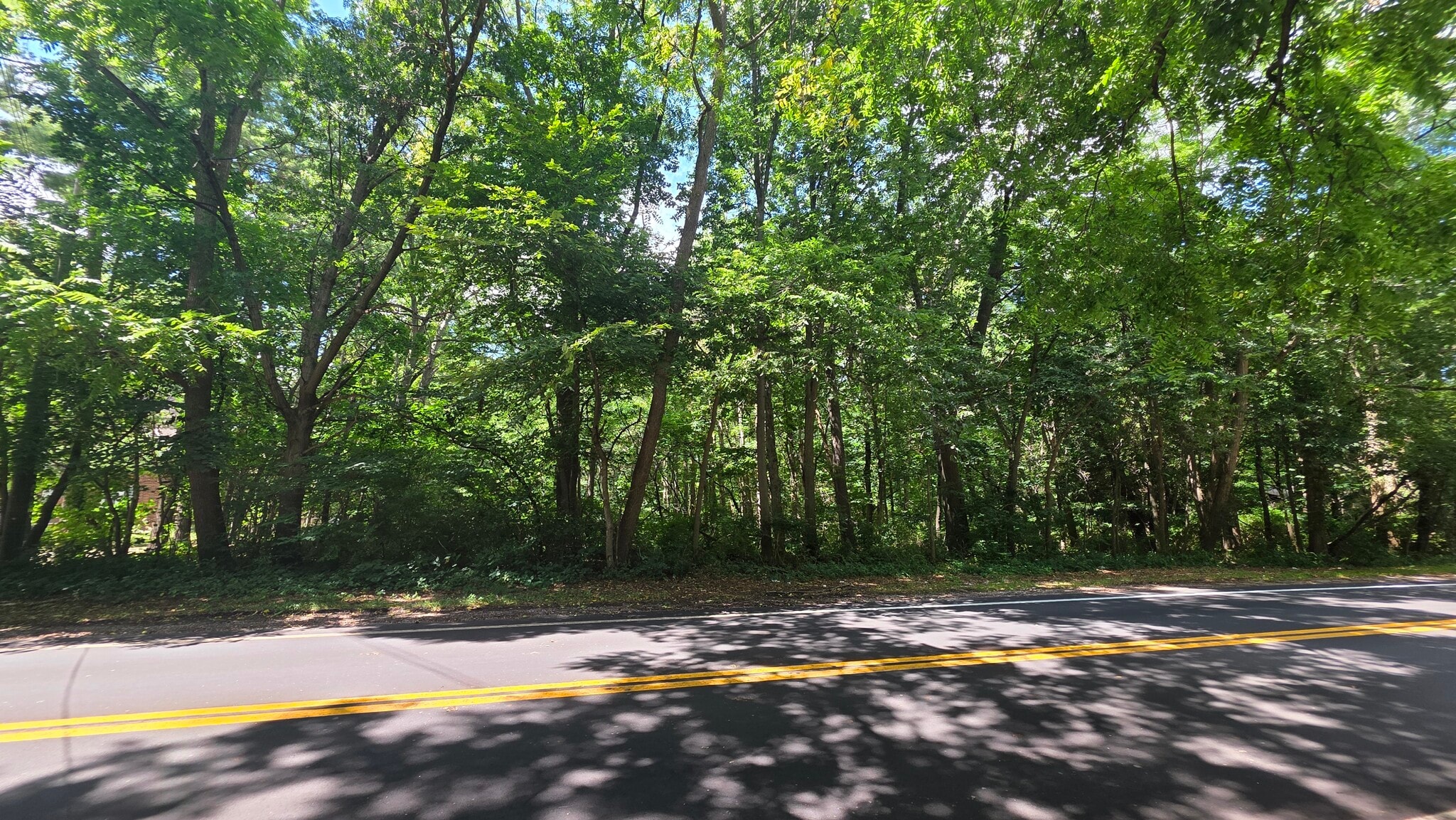 39939 Moravian Drive Dr, Clinton Township, MI for sale Primary Photo- Image 1 of 4