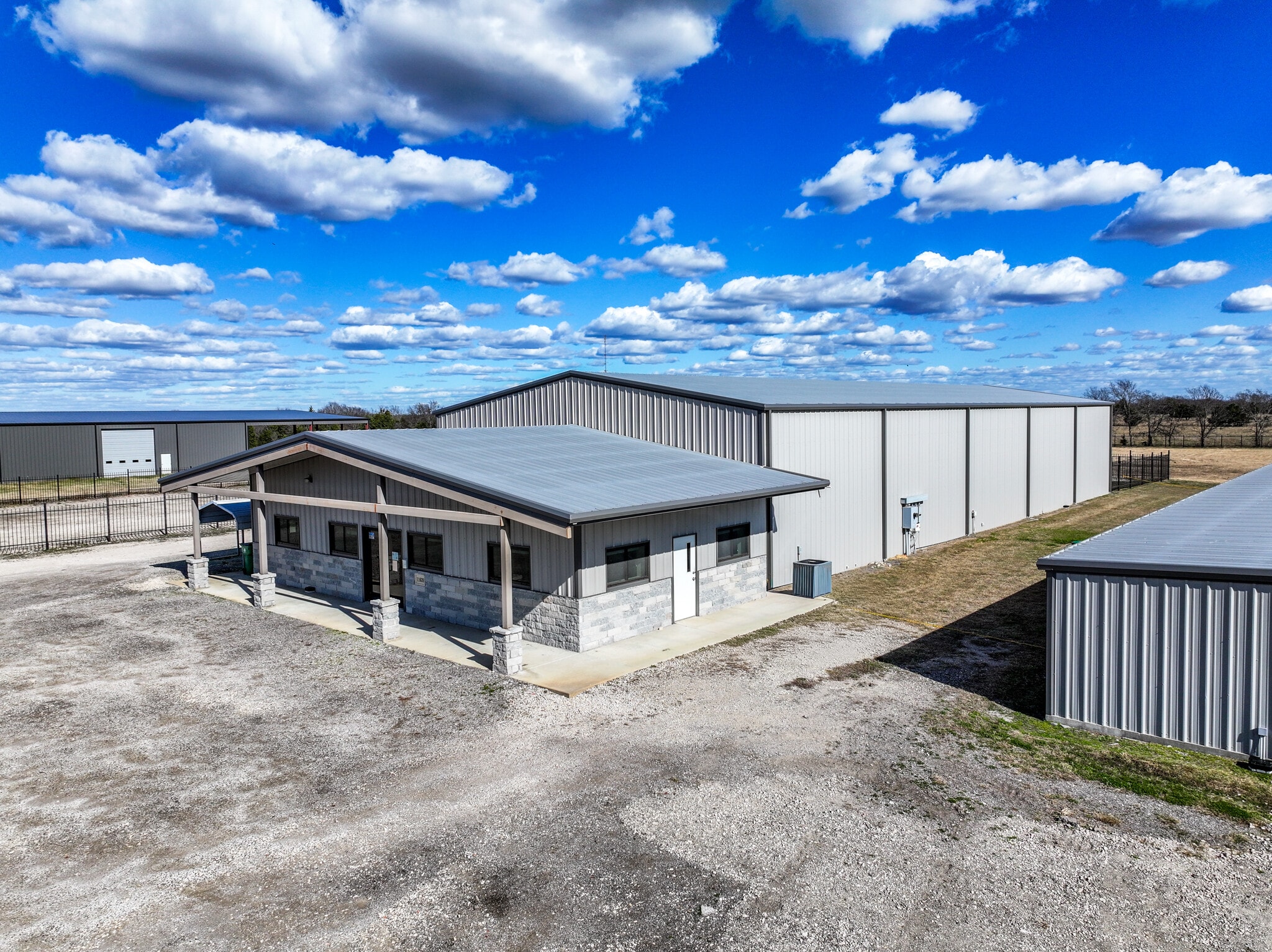 11639 E US Highway 175, Kemp, TX for lease Primary Photo- Image 1 of 34