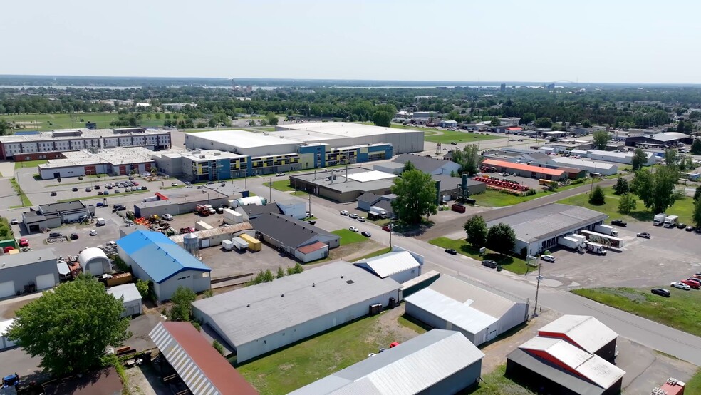 498 De L'aviation, Trois-Rivières, QC for sale - Commercial Listing Video - Image 1 of 14