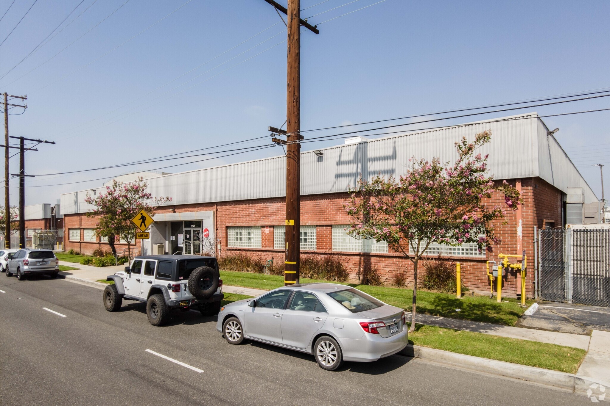 2031-2041 E Maple Ave, El Segundo, CA for lease Primary Photo- Image 1 of 6