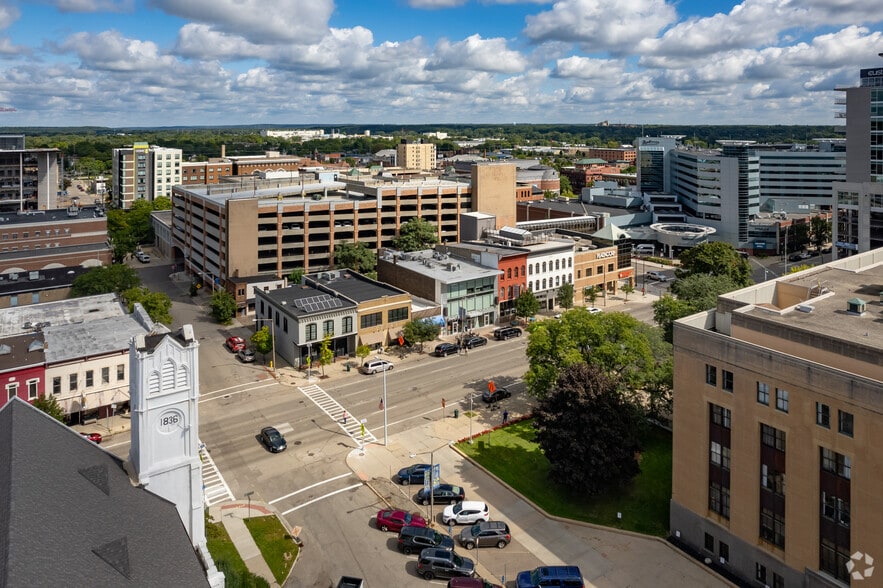 234 W Michigan Ave, Kalamazoo, MI for lease - Aerial - Image 2 of 3