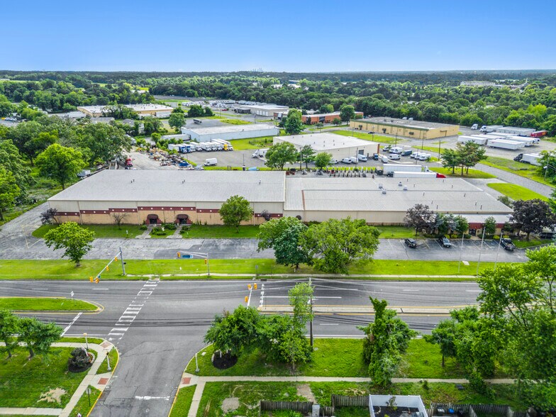 1 Ironside Ct, Willingboro, NJ à vendre - Photo du bâtiment - Image 3 de 38