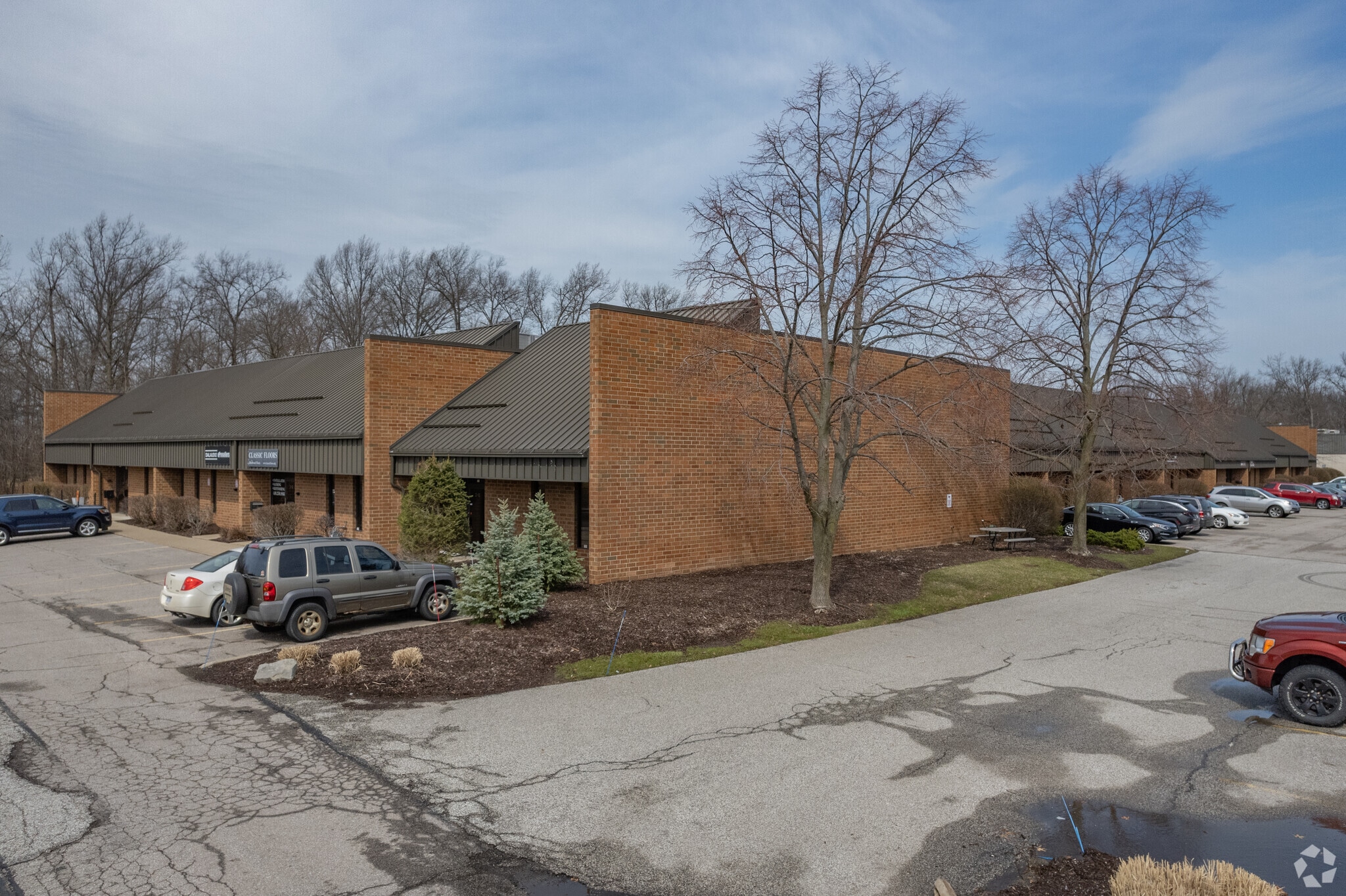 29313 Clemens Rd, Westlake, OH for lease Primary Photo- Image 1 of 21