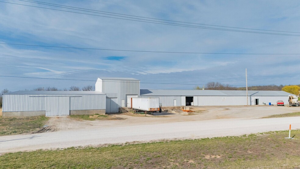 9705 SE 1300th Rd, Humansville, MO for sale - Building Photo - Image 2 of 63