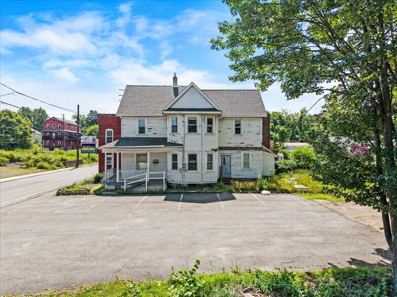 8 W Olive St, Scranton, PA à vendre - Photo du bâtiment - Image 3 de 27
