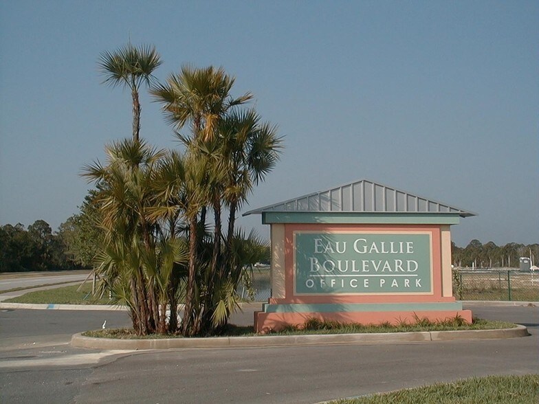 3922 W Eau Gallie Blvd, Melbourne, FL à vendre - Photo du bâtiment - Image 2 de 3