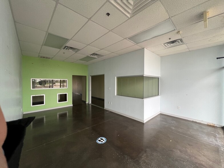 1201 Longhorn Rd, Fort Worth, TX for lease - Interior Photo - Image 3 of 6