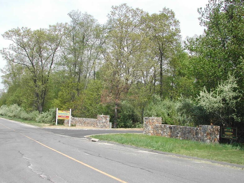 106 Willenbrock Rd, Oxford, CT for sale - Building Photo - Image 3 of 3