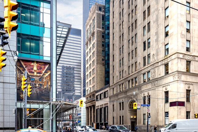 More details for 302 Bay St, Toronto, ON - Coworking for Lease