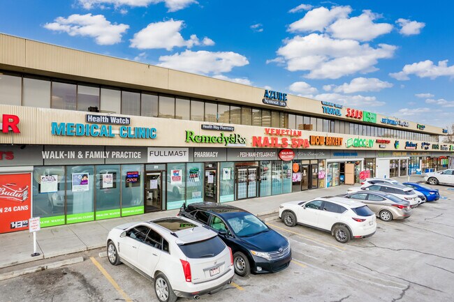 Plus de détails pour 5809 Macleod Trl SW, Calgary, AB - Commerce de détail à louer